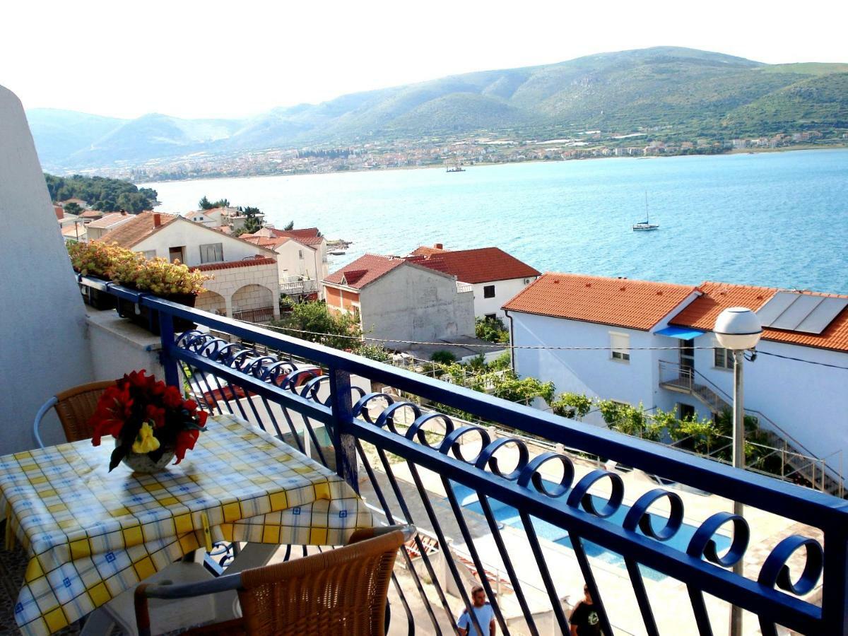 Apartments Rogulj Trogir Exterior foto